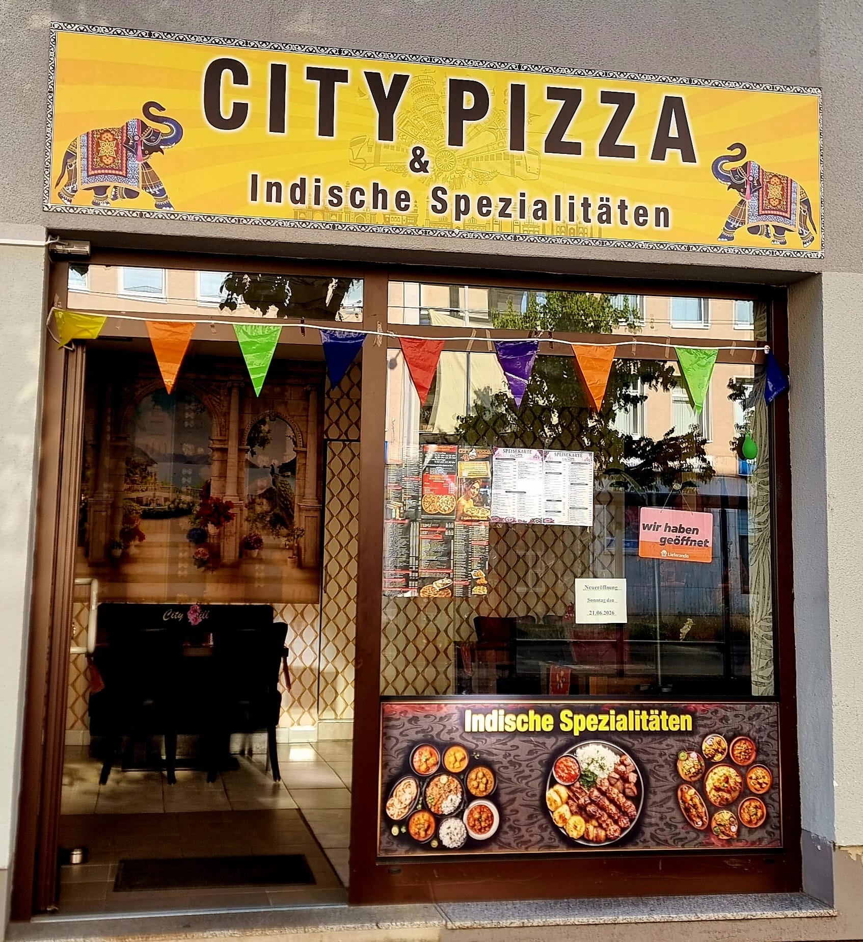 City Pizza Eingang